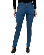 Load image into Gallery viewer, Usher Distressed Jeans - Yaze Jeans
