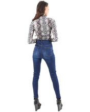 Load image into Gallery viewer, Alden Skinny Jeans - Yaze Jeans
