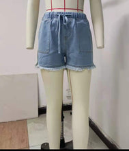 Load image into Gallery viewer, Womens Casual Shorts Summer Short with Pockets - Yaze Jeans

