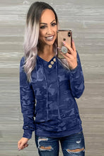 Load image into Gallery viewer, Print Kangroo Pocket Hoodie - Yaze Jeans
